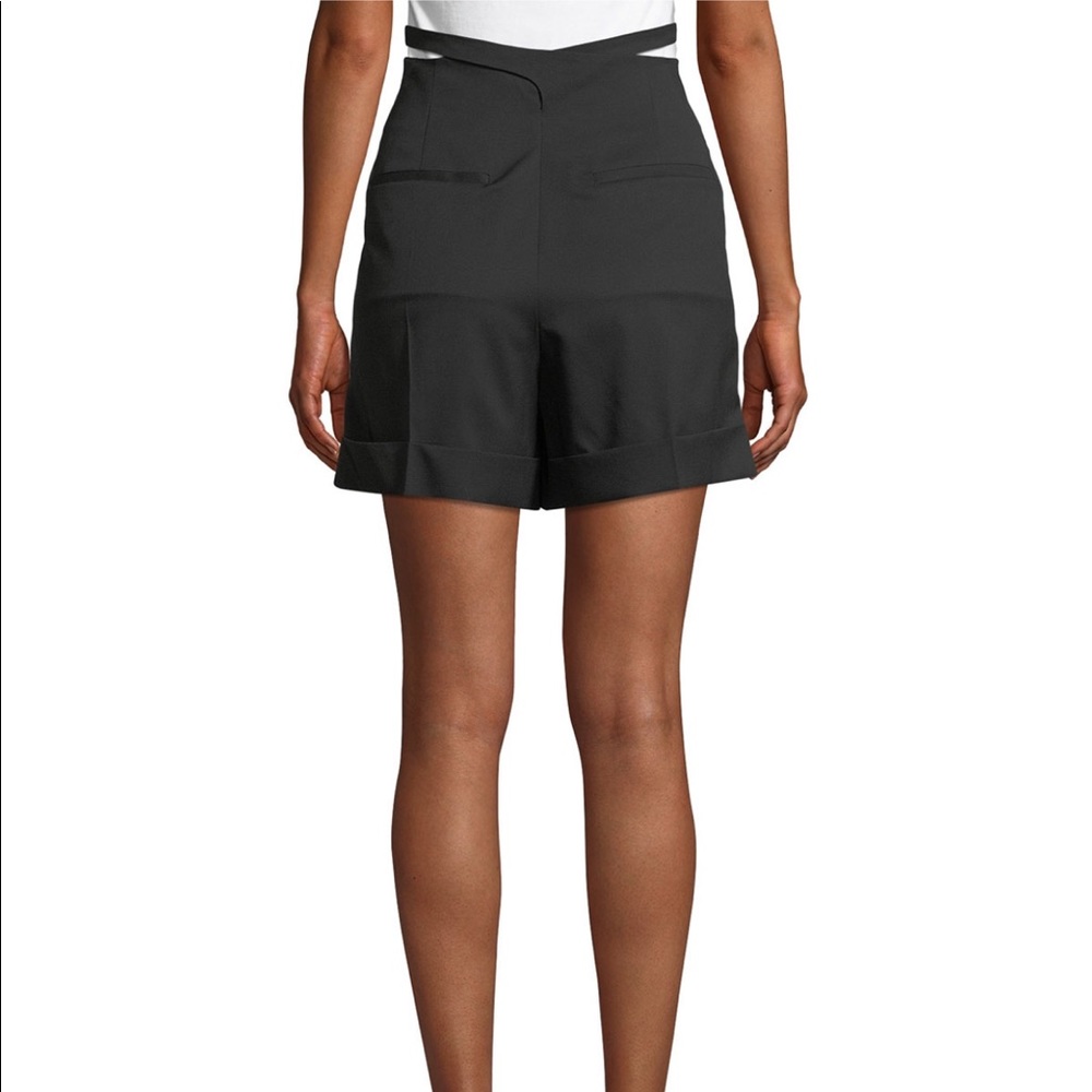 Helmut Lang Black Pleated Skort with Belt Detail - Picture 3 of 5